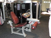 Сгибание ног сидя, весовой стек 210ф, MLC-400 AeroFit